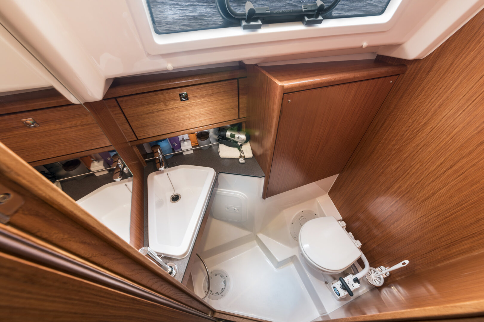 Bavaria Yachts CRUISER 34 – photo 28