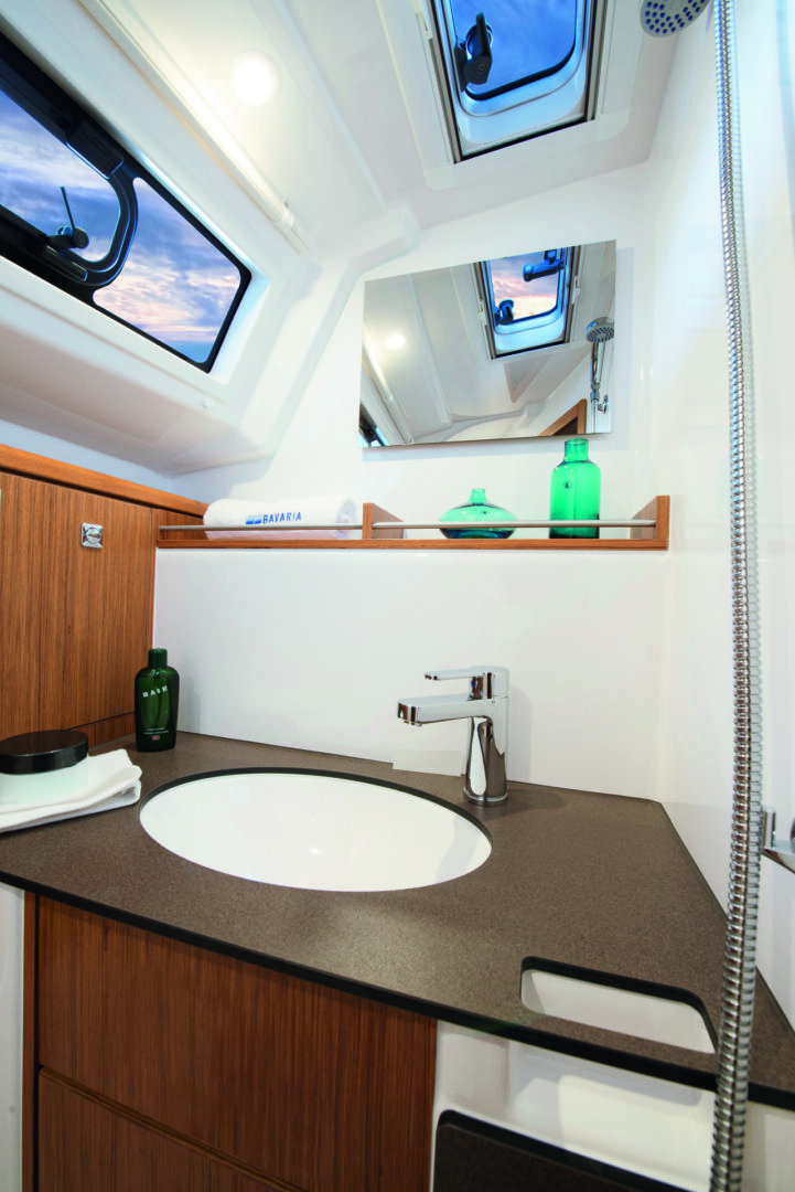 Bavaria Yachts CRUISER 37 – photo 15
