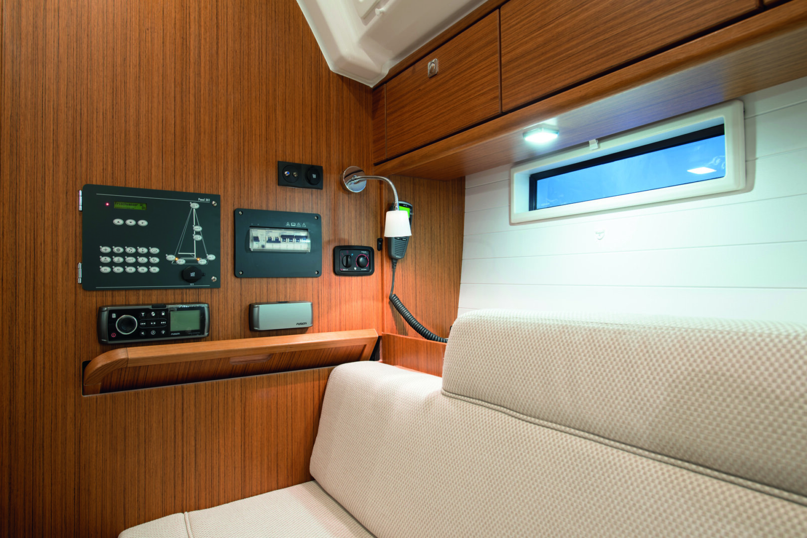 Bavaria Yachts CRUISER 37 – photo 16