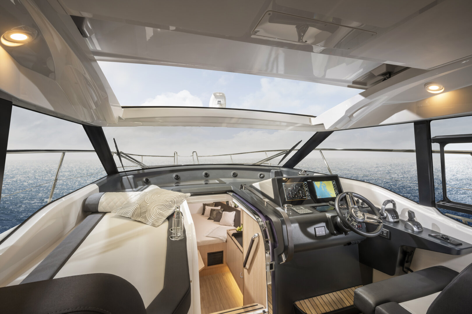 Bavaria Yachts SR35 – photo 17