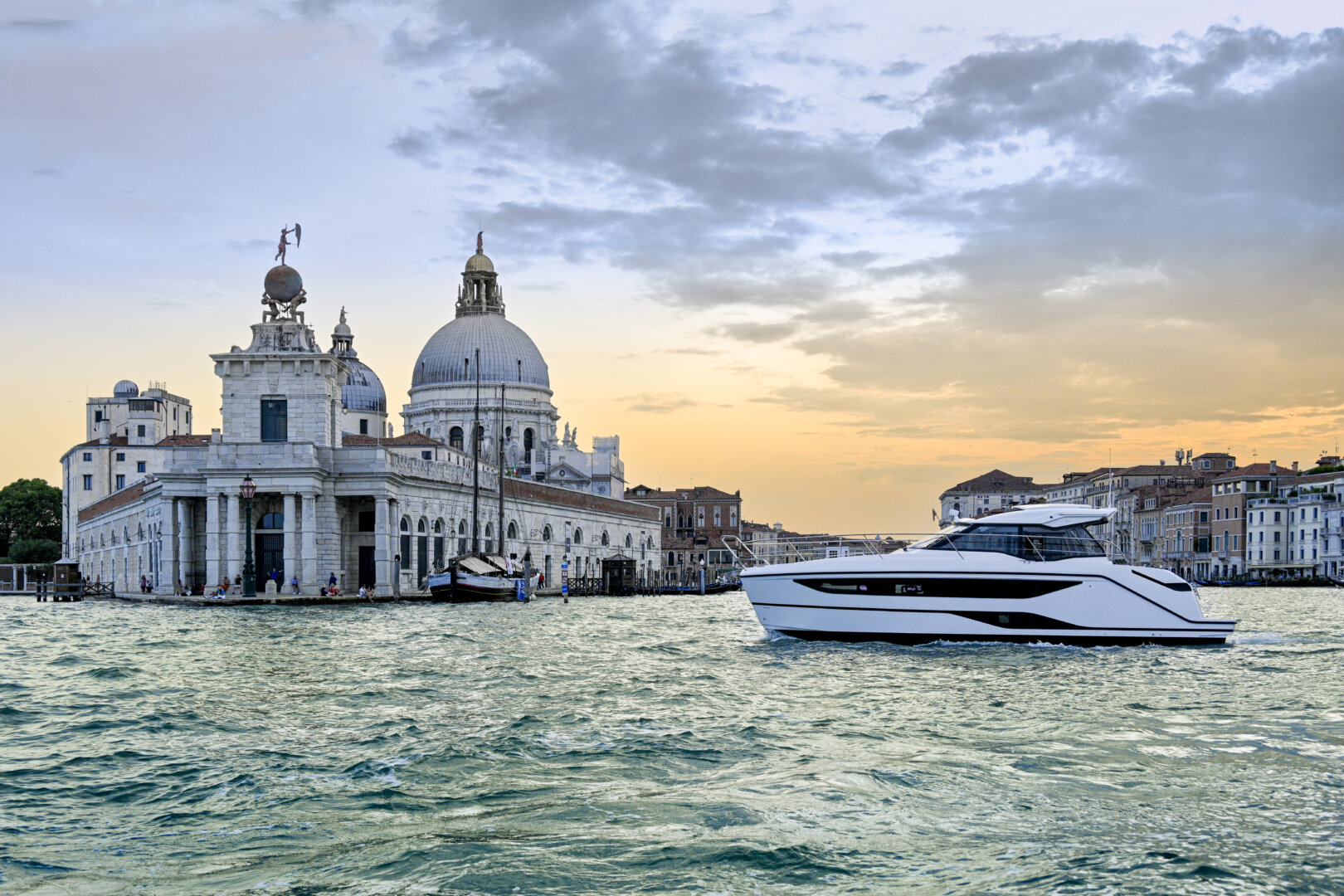 Bavaria Yachts SR35 – photo 12