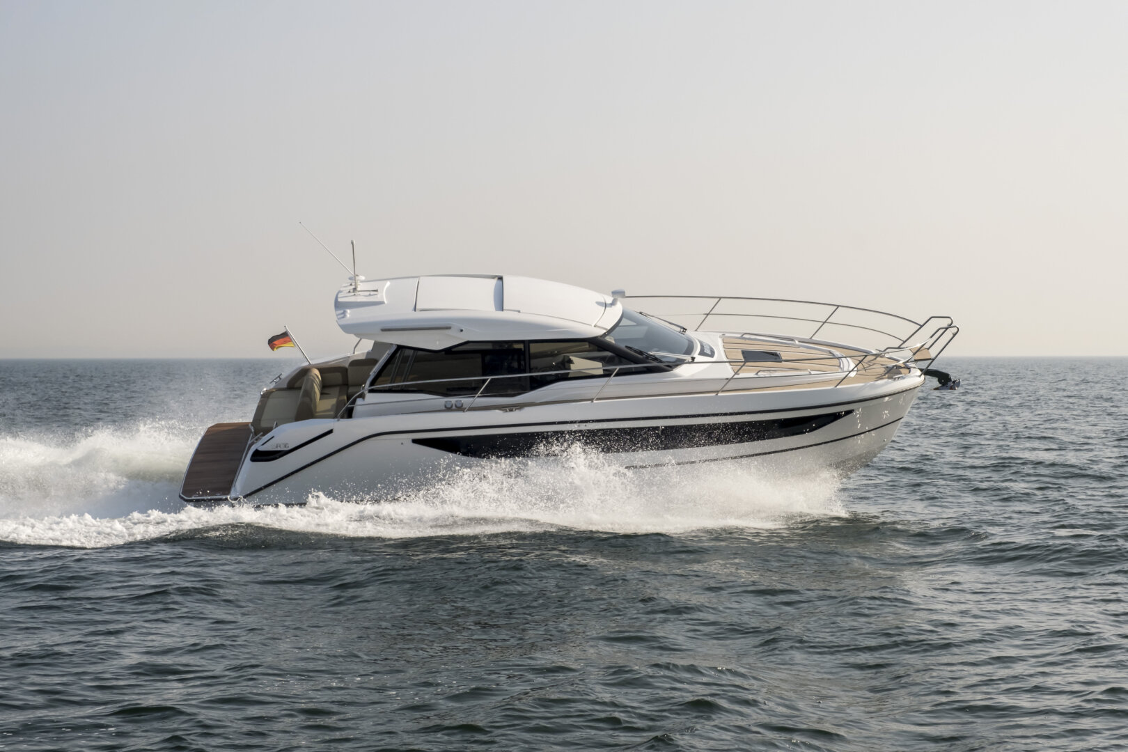 Bavaria Yachts SR38 – photo 12